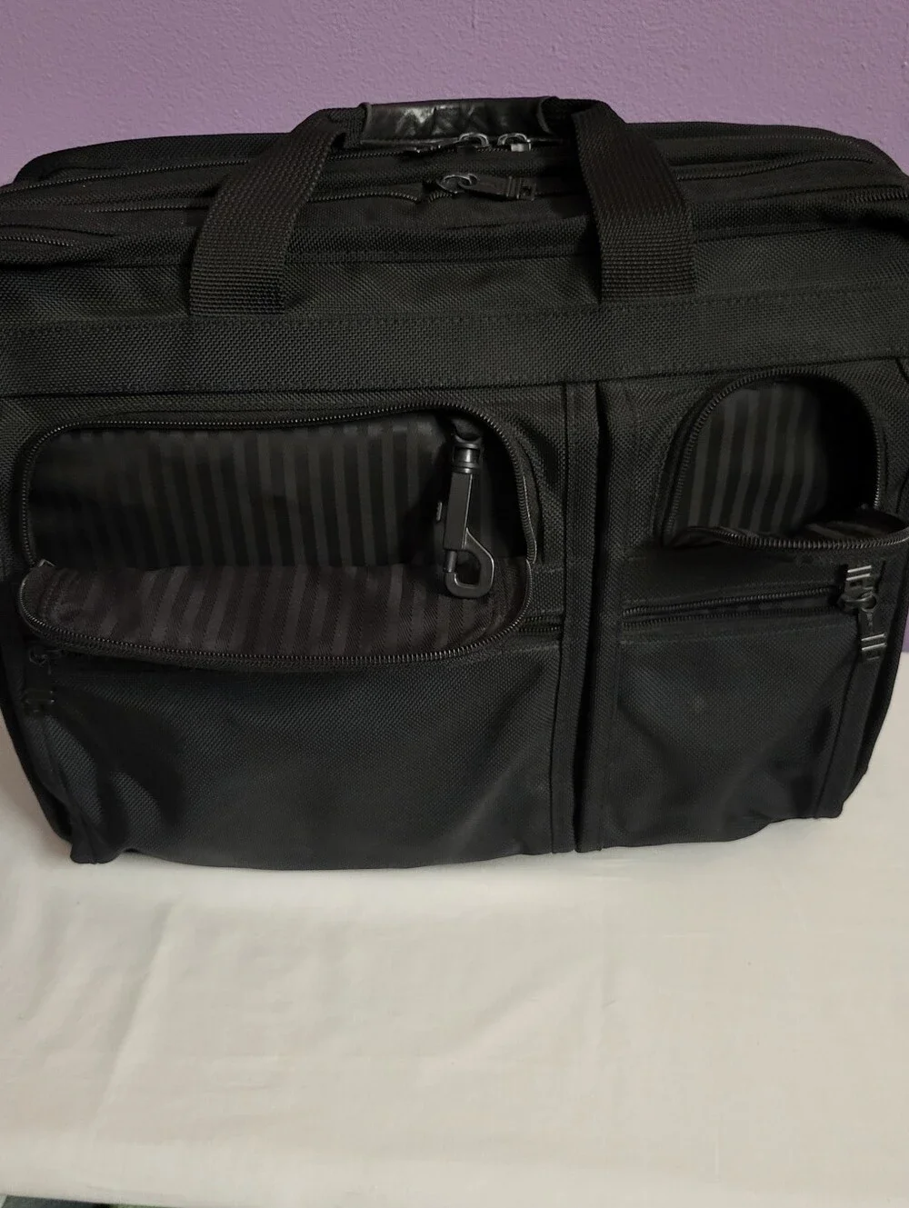TUMI Alpha Deluxe Shoulder Messenger Bag Multi-Pocket BRIEFCASE Organizer 2621D3